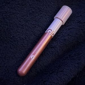 Glossier Lidstar in Cub